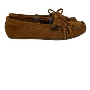 Minnetonka Women's Size 7.5 Kilty Hardsole Moccasins Brown